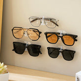 Wall-Mounted Glasses Holder