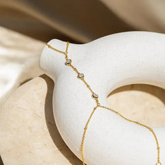 Starchain™ The Premium Hand Chain Bracelet Gift! ✨